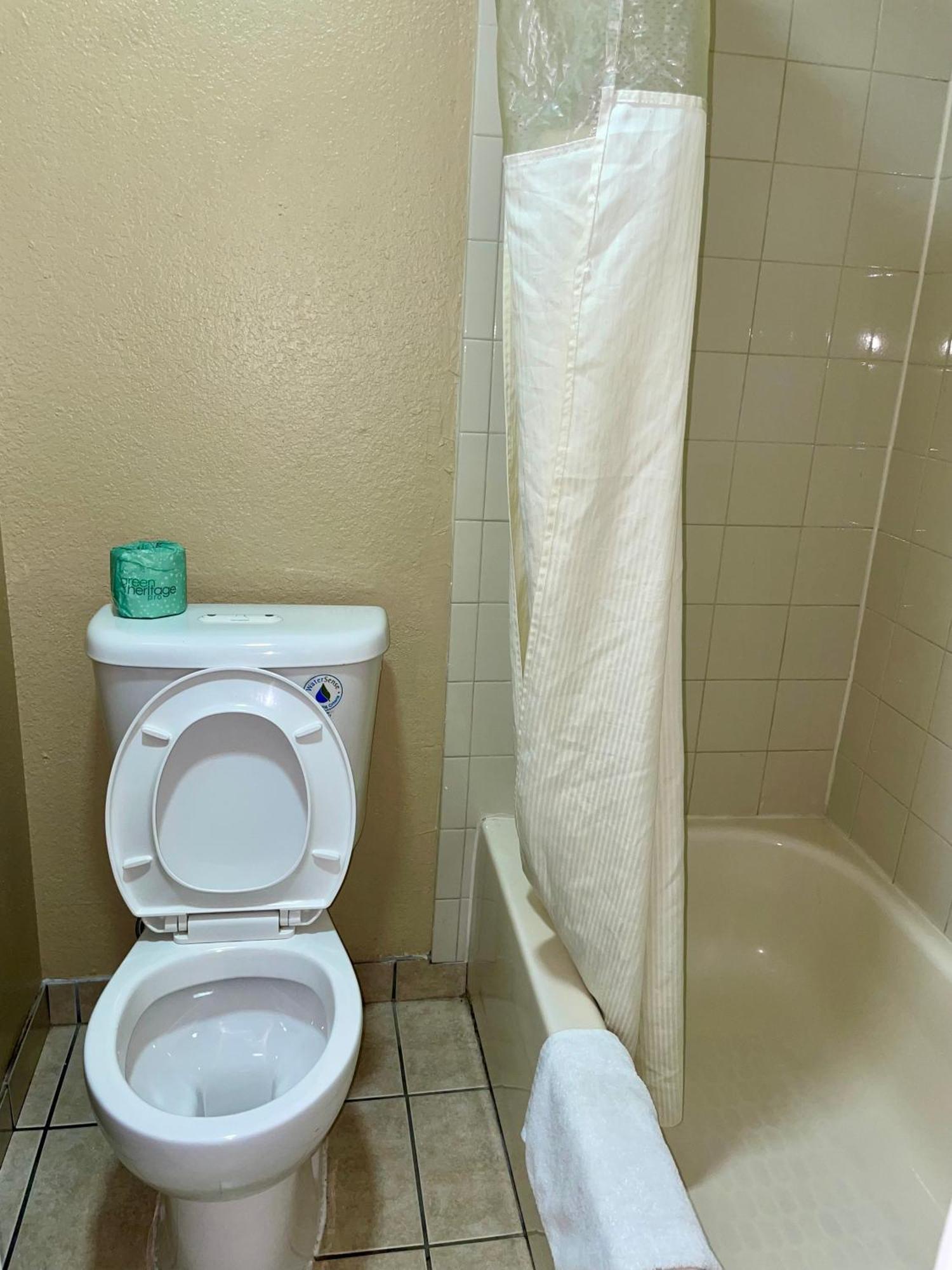 Ankur Inn Motel Dallas Bagian luar foto