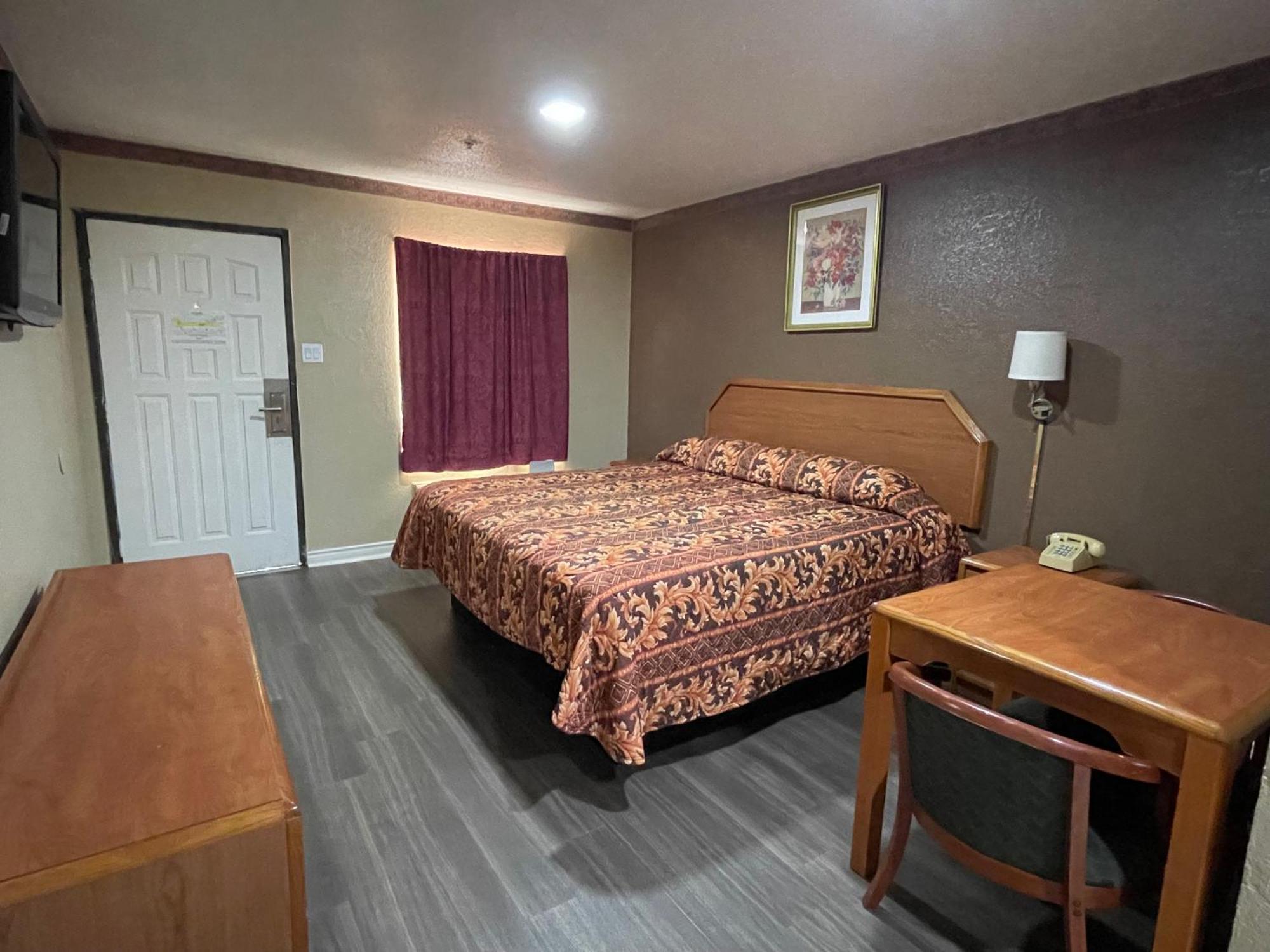 Ankur Inn Motel Dallas Bagian luar foto